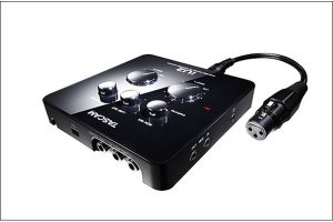 TASCAM iU2
